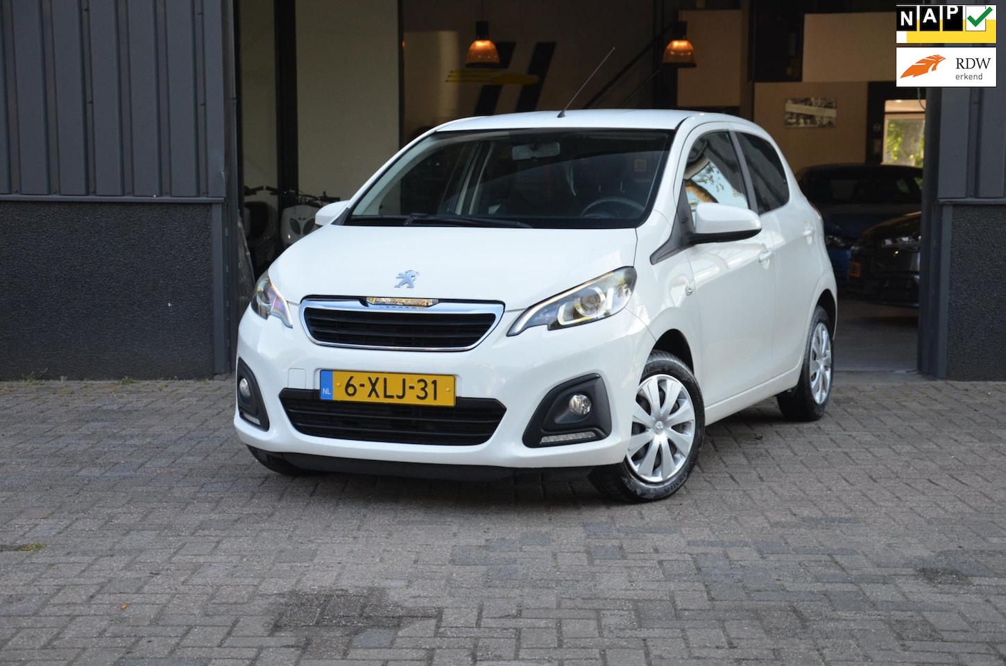 Peugeot 108 - 1.0 e-VTi Active NAP|AIRCO|LED - AutoWereld.nl