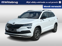 Skoda Karoq - 1.5 TSI ACT 150pk Sportline DSG Automaat / Panoramadak / LM 19 inch / Digital cockpit / Ca