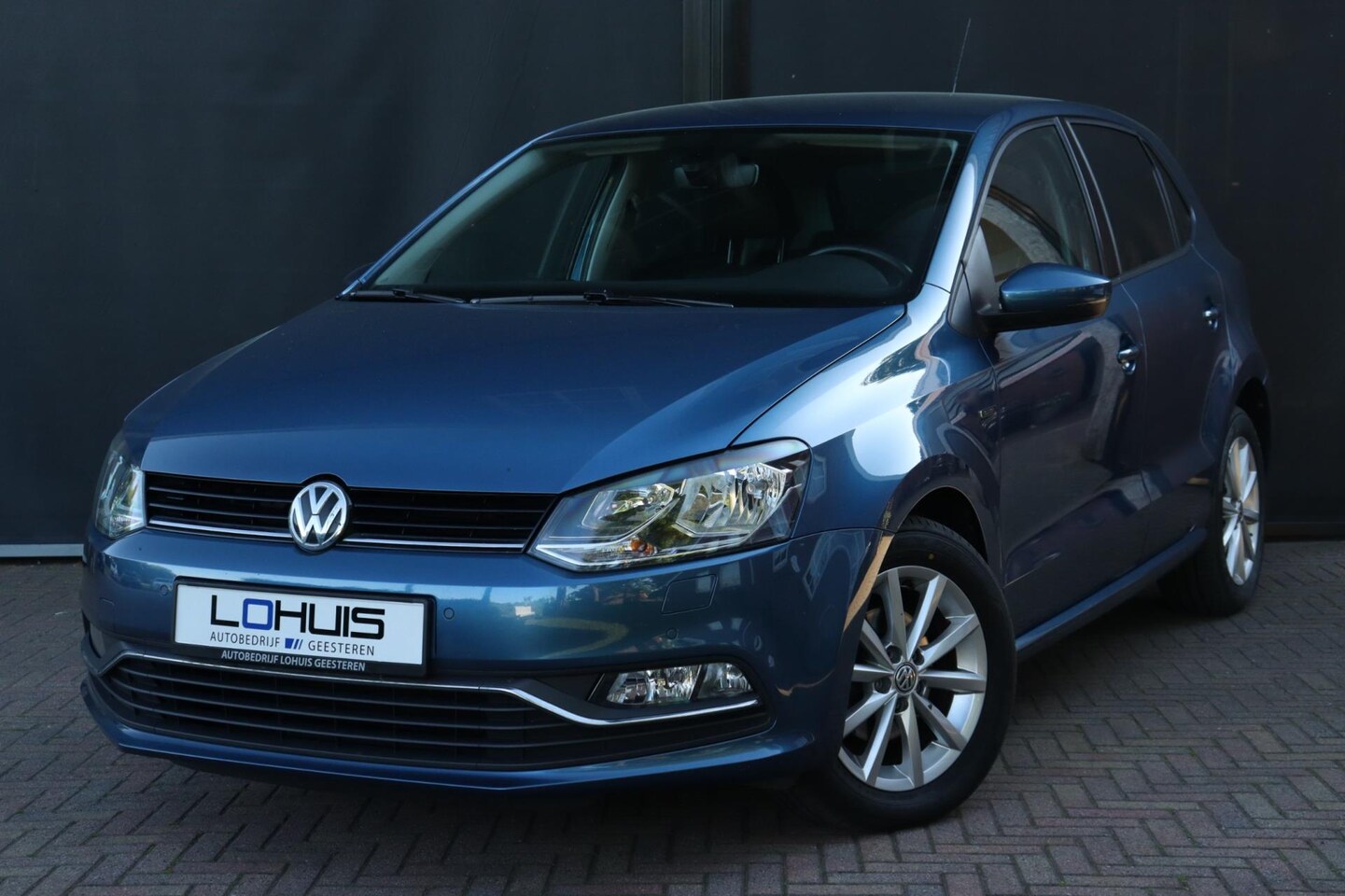 Volkswagen Polo - 1.0 Comfortline ClimaControl | CruiseControl | Stoelverwarming - AutoWereld.nl