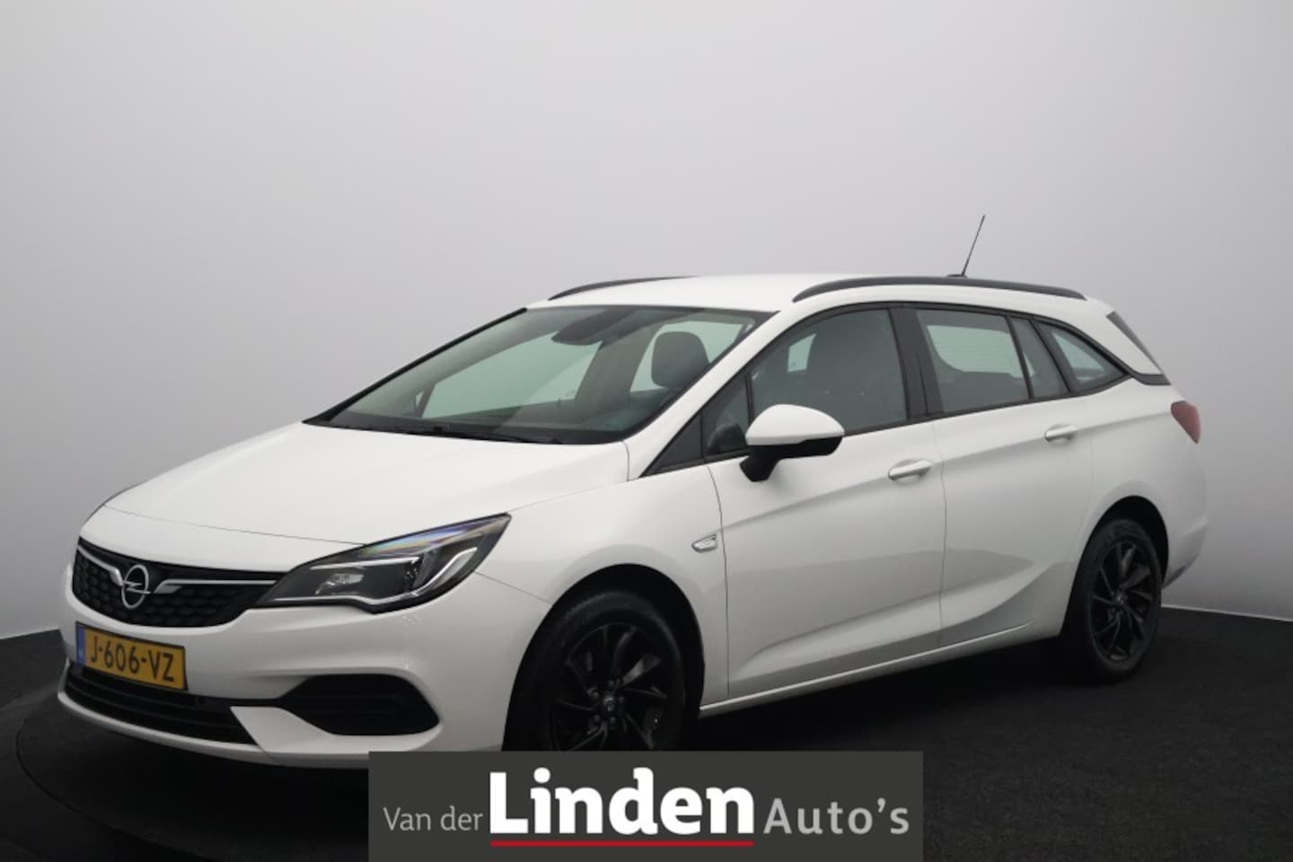 Opel Astra Sports Tourer - 1.2 Edition 110PK | Navigatie | Apple Carplay | Cruise Control - AutoWereld.nl