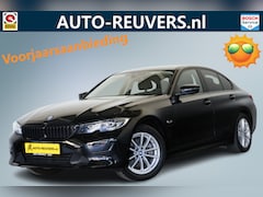 BMW 3-serie - 320e / LED / Navi / CarPlay / Cam / Clima