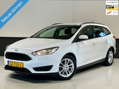 Ford Focus Wagon - 1.0 Edition Airco|Cruise control|Navi|PDC