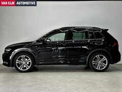 Volkswagen Tiguan - 1.4i R-line / Black style / Pano / Carplay /