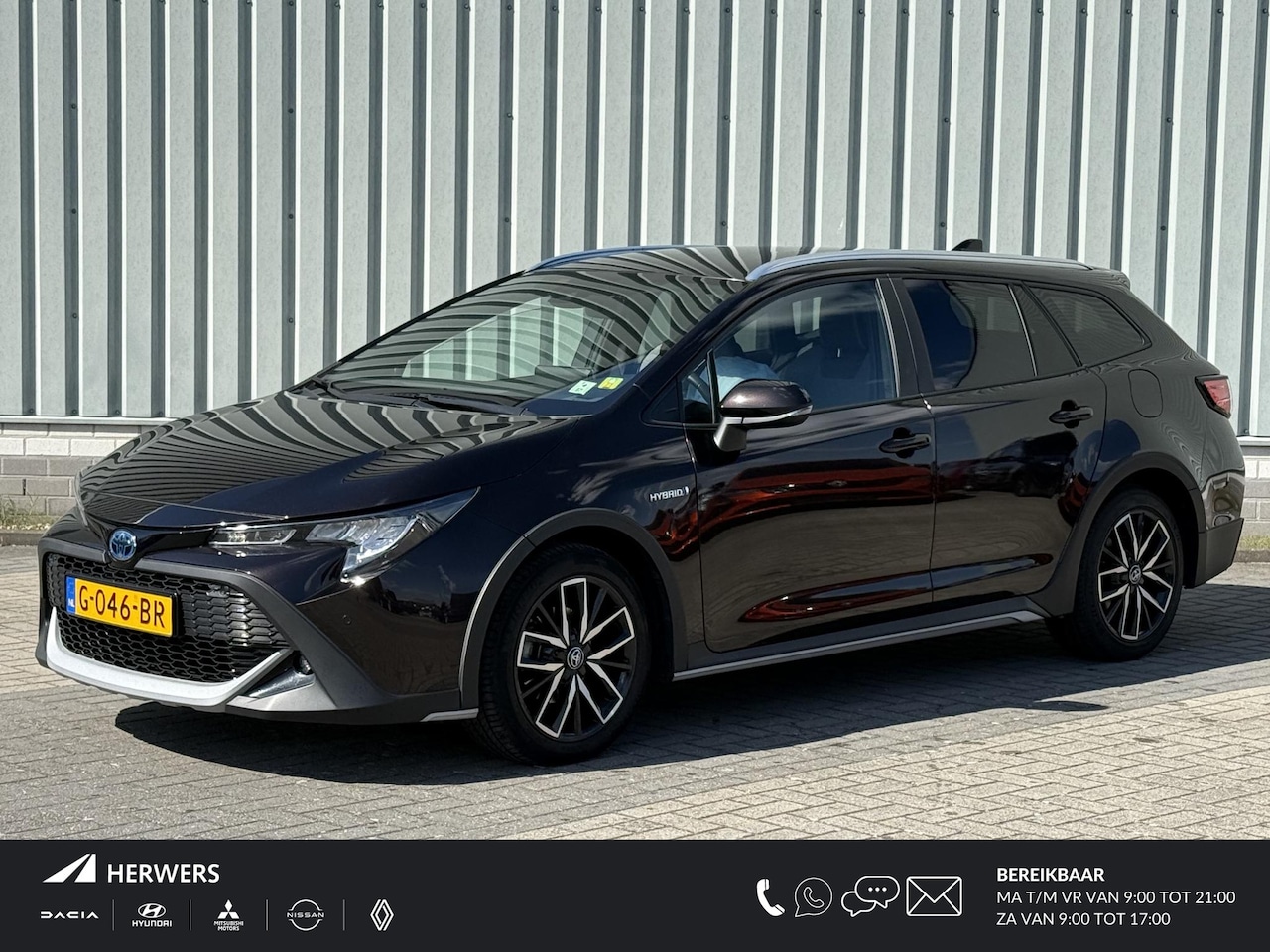 Toyota Corolla Touring Sports - Trek 1.8 Hybrid / Stoelverwarming / Trekhaak / Navigatie / Apple CarPlay/Android Auto / El - AutoWereld.nl