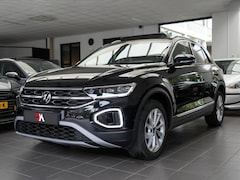 Volkswagen T-Roc - 1.5 TSI Style | PANO | CAMERA | VIRTUAL