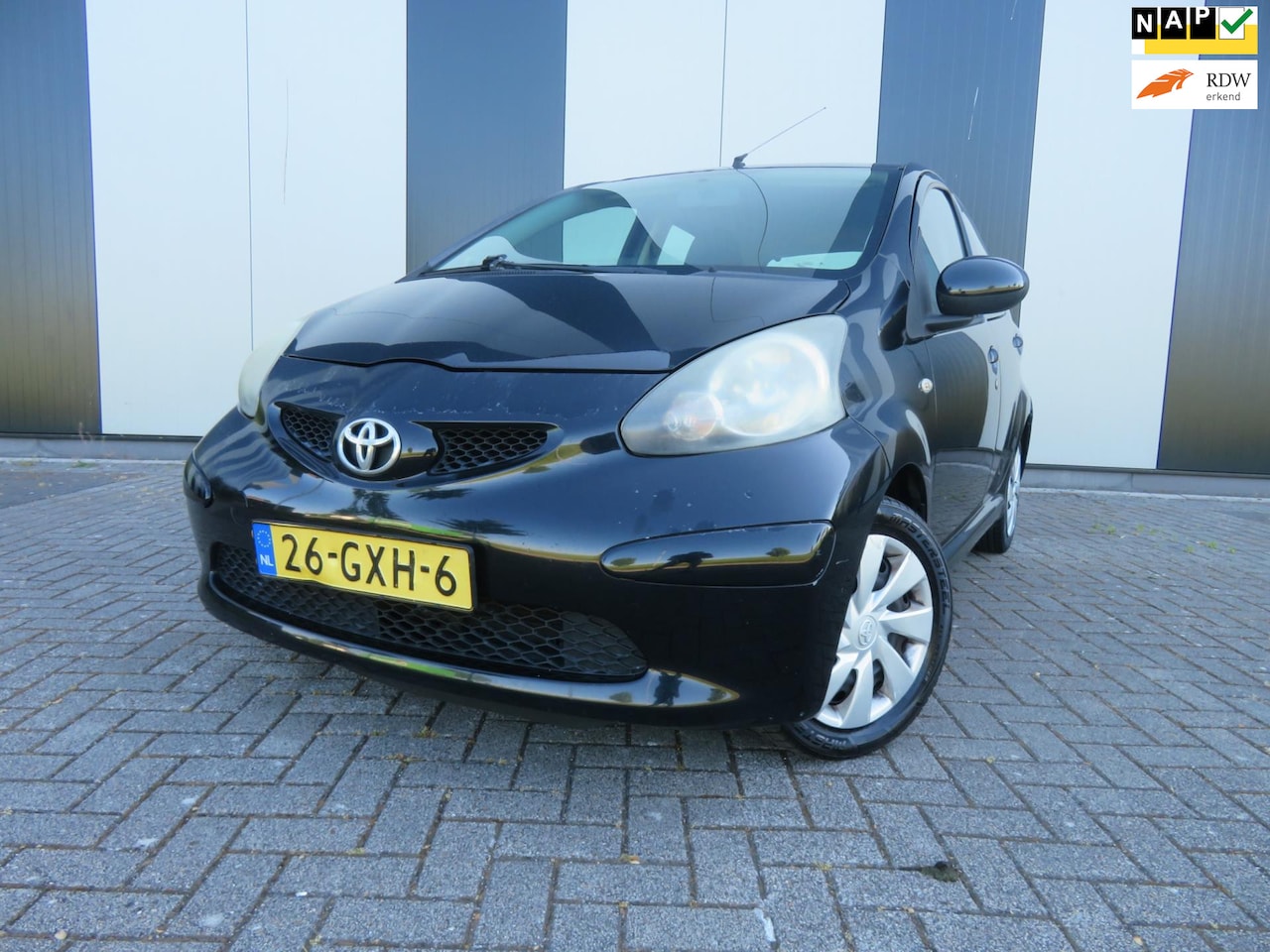 Toyota Aygo - 1.0-12V + - AutoWereld.nl