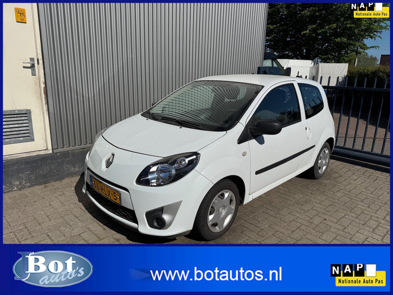 Renault Twingo - 1.2-16V Authentique 115000 KM/ NIEUWE APK - AutoWereld.nl