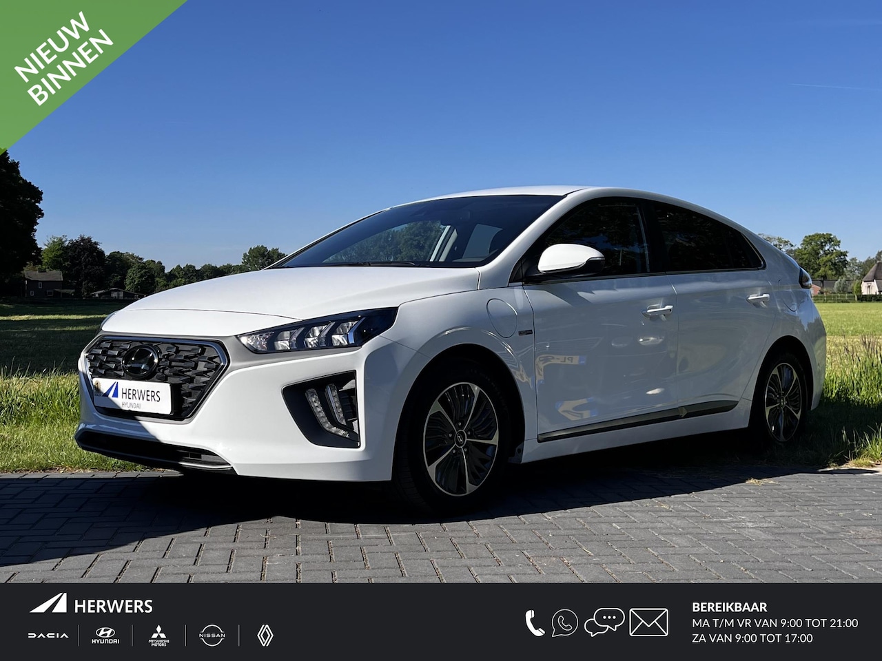 Hyundai IONIQ - 1.6 GDi PHEV Comfort Automaat / Dealer onderhouden / Accu SoH 100% / EAER 52 km / Adapt. C - AutoWereld.nl