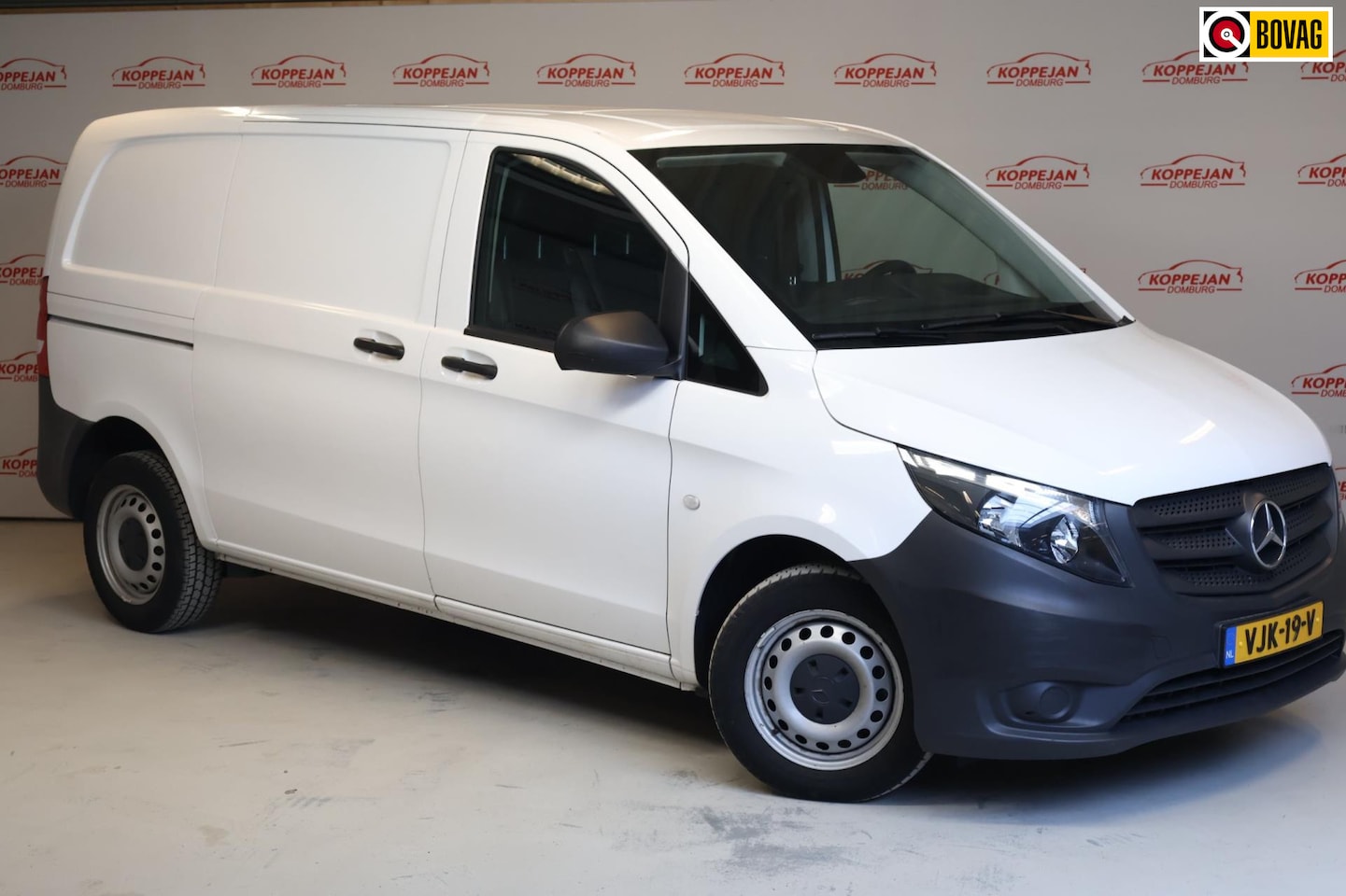 Mercedes-Benz Vito - 110 CDI NL auto, Camera, Leder, bijrijdersbank, - AutoWereld.nl