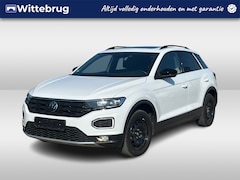 Volkswagen T-Roc - 1.5 TSI 150pk Sport Black Style DSG Automaat Trekhaak / Panoramadak / Keyless / Navigatie