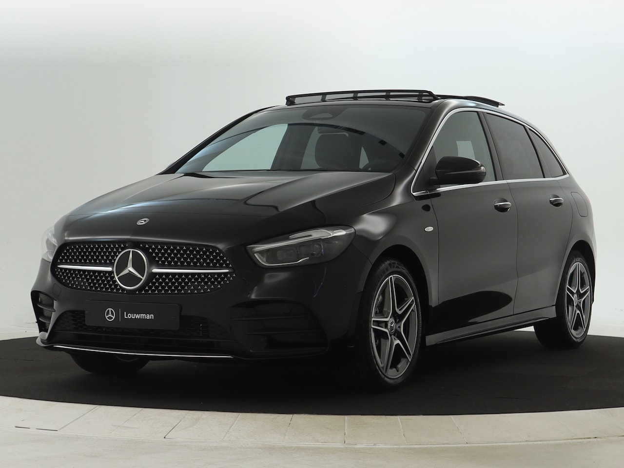 Mercedes-Benz B-klasse - 250 e Business Solution AMG | Trekhaak | Parkeerpakket met achteruitrijcamera | Keyless-Go - AutoWereld.nl