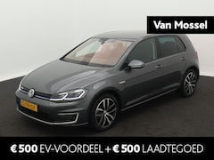 Volkswagen e-Golf - E-DITION 136 PK | Automaat | Camera | Navigatie | Warmtepomp | Stoelverwarming | Keyless |