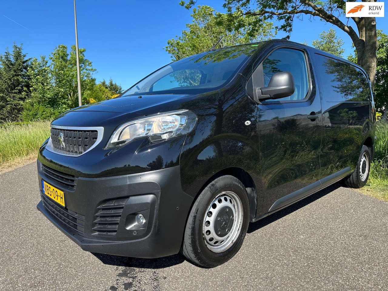 Peugeot Expert - 2.0 BlueHDI 122pk Premium|trekhaak - AutoWereld.nl