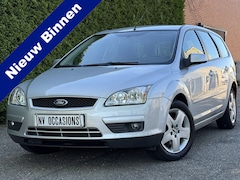 Ford Focus Wagon - 1.6-16V Ambiente NIEUWE KOPPELING/AIRCO//VOORRUITVW