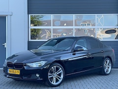 BMW 3-serie - 328i 245pk Executive | Automaat | Navi | Sportstoelen | PDC v+a | 18'' velgen