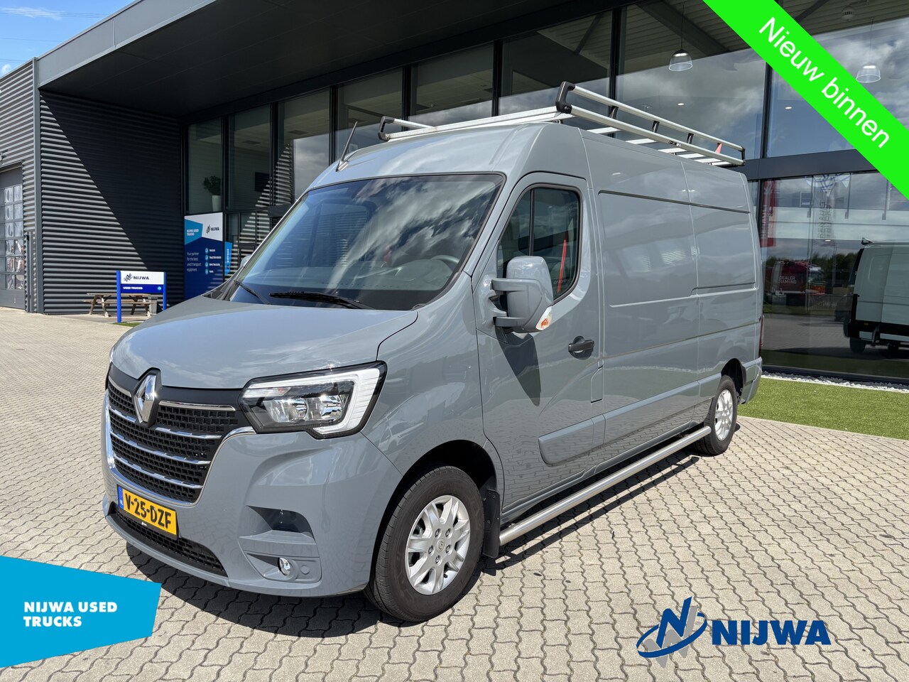 Renault Master - T35 150 L2H2 Imperial + Trekhaak - AutoWereld.nl