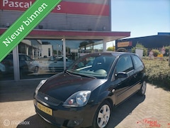 Ford Fiesta - 1.3-8V Style nap airco lm velgen