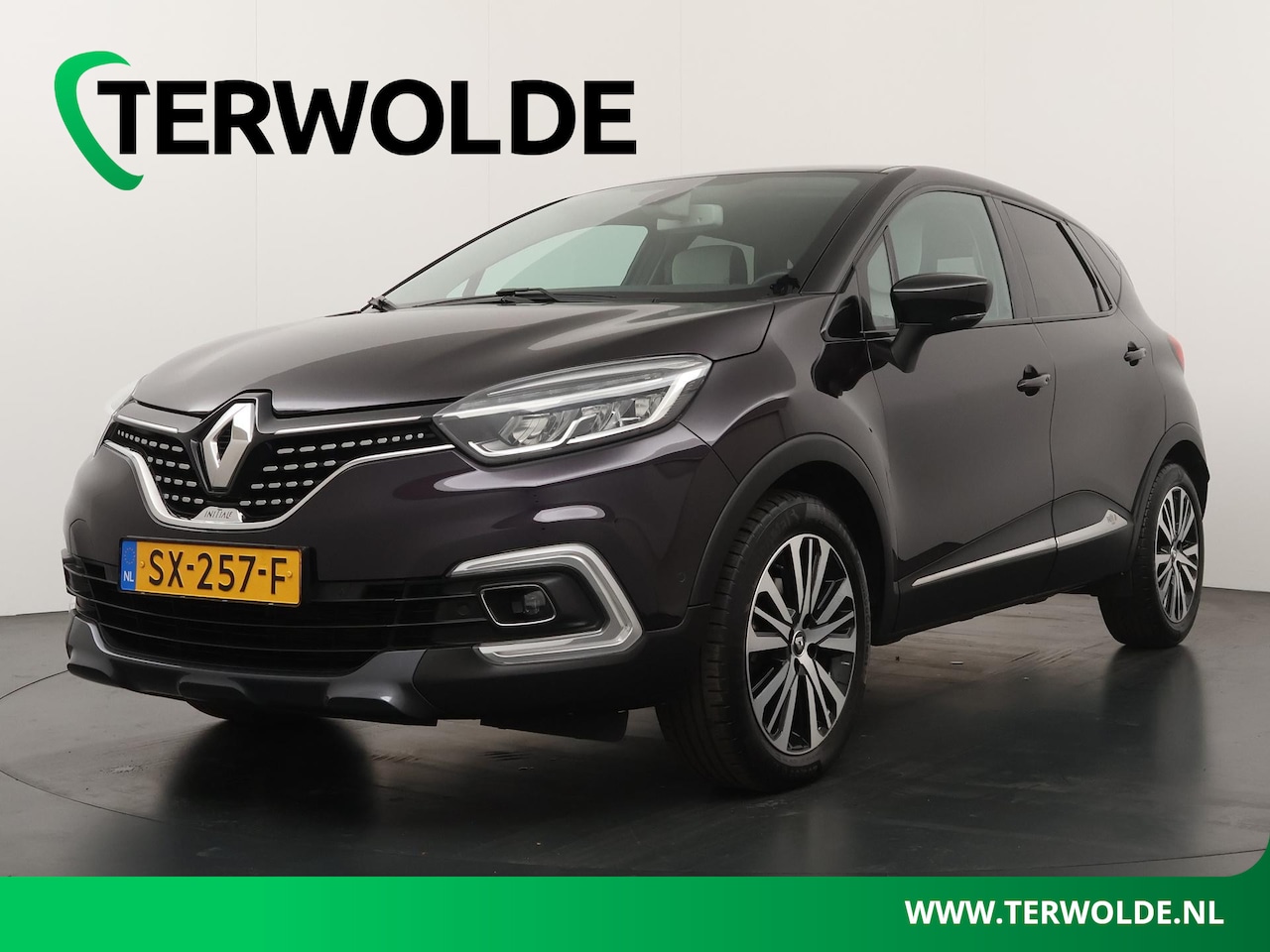 Renault Captur - TCe 120 EDC Initiale Paris | AUTOMAAT | Lederen Bekl. | Stoelverw. | Parkeercamera | Trekh - AutoWereld.nl