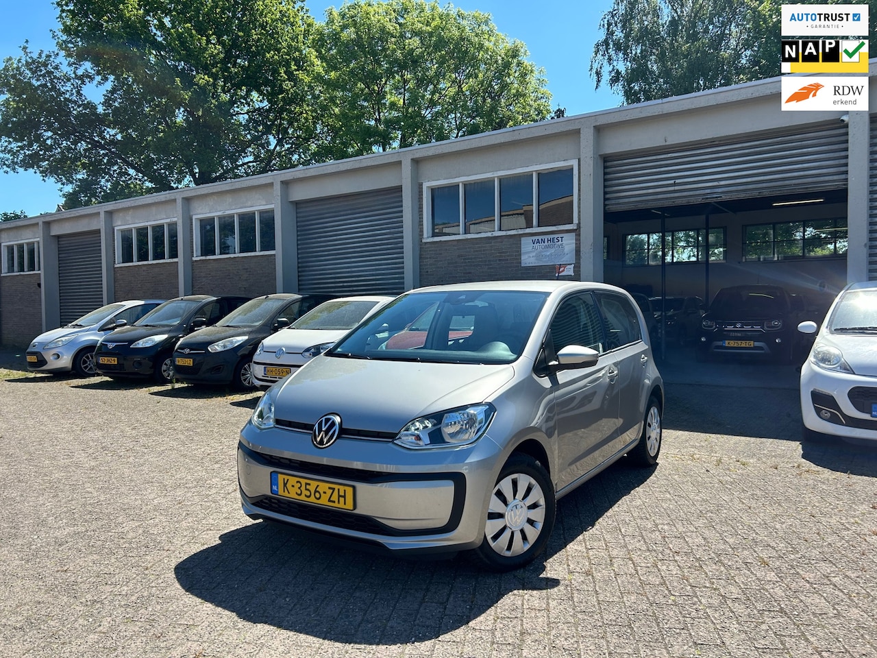 Volkswagen Up! - 1.0 Airco/ Led/ Dab+/ Centrale Verg. NAP! 12 maand Garantie! - AutoWereld.nl