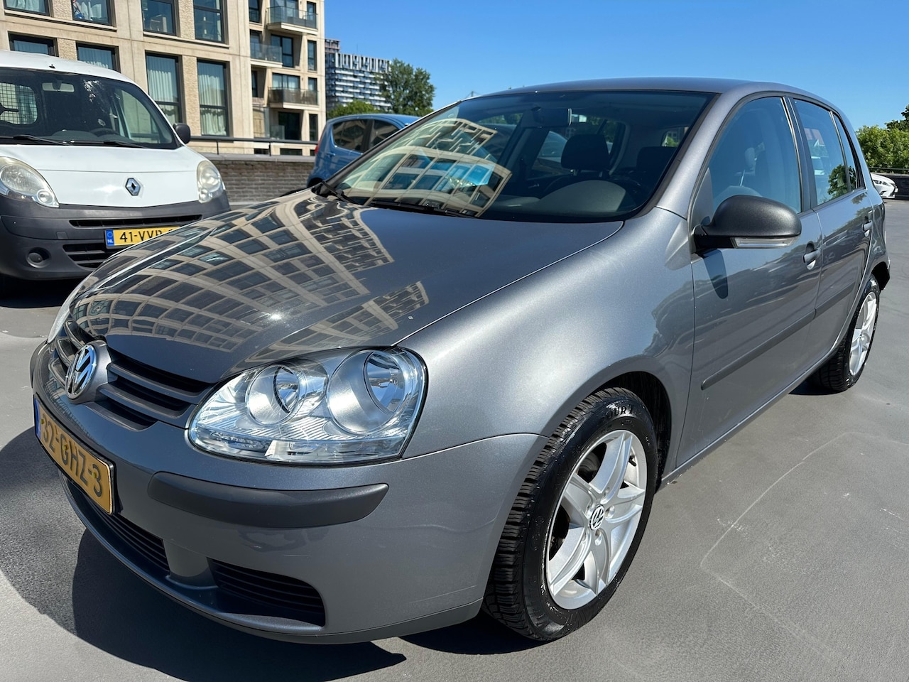 Volkswagen Golf - 1.4 TSI Trendline AUTOMAAT Airco Nieuwe Apk Nette Auto - AutoWereld.nl