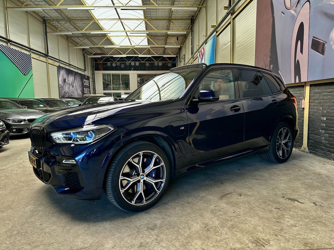 BMW X5 - XDrive45e M-Sport|21inch|Pano| Individual volleder| Premium Selection| - AutoWereld.nl