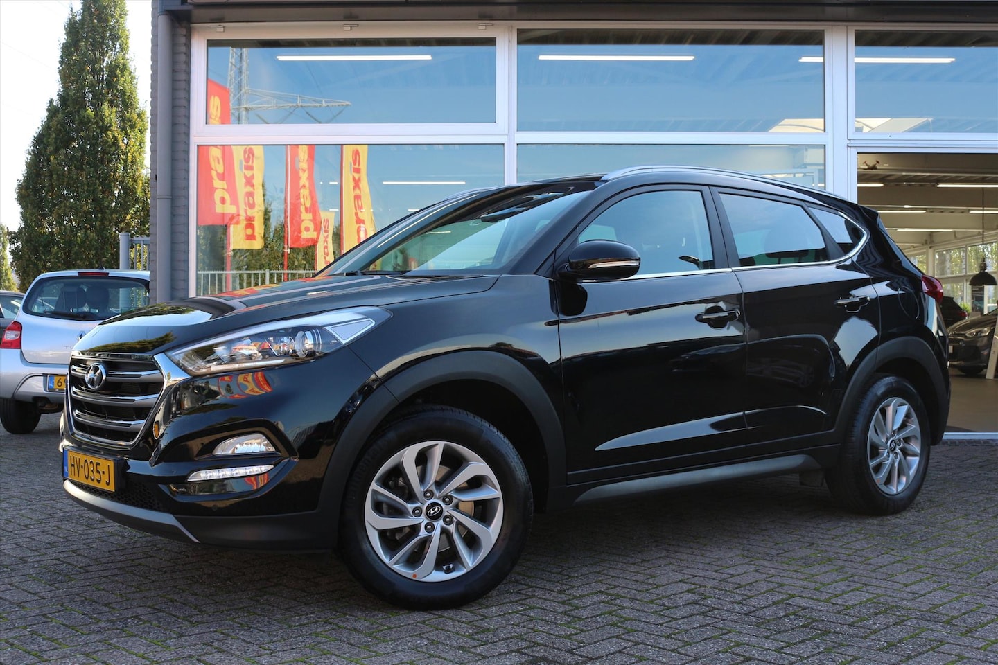 Hyundai Tucson - 1.6 GDi 132pk Comfort + TREKHAAK RIJKLAAR! - AutoWereld.nl