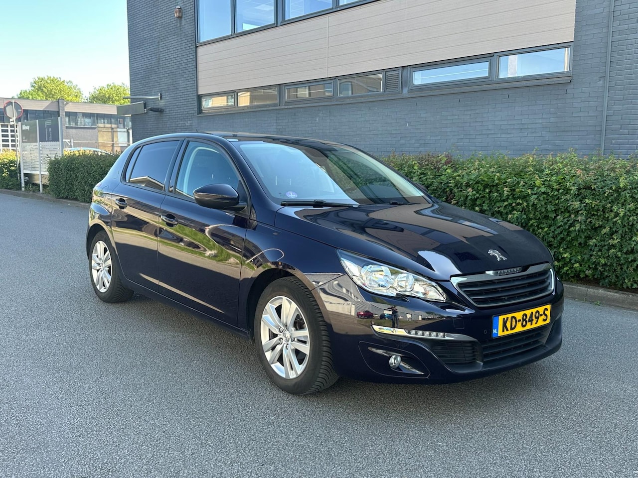 Peugeot 308 - 1.2 PureTech Blue Lease Executive Navi* N.A.P.! - AutoWereld.nl