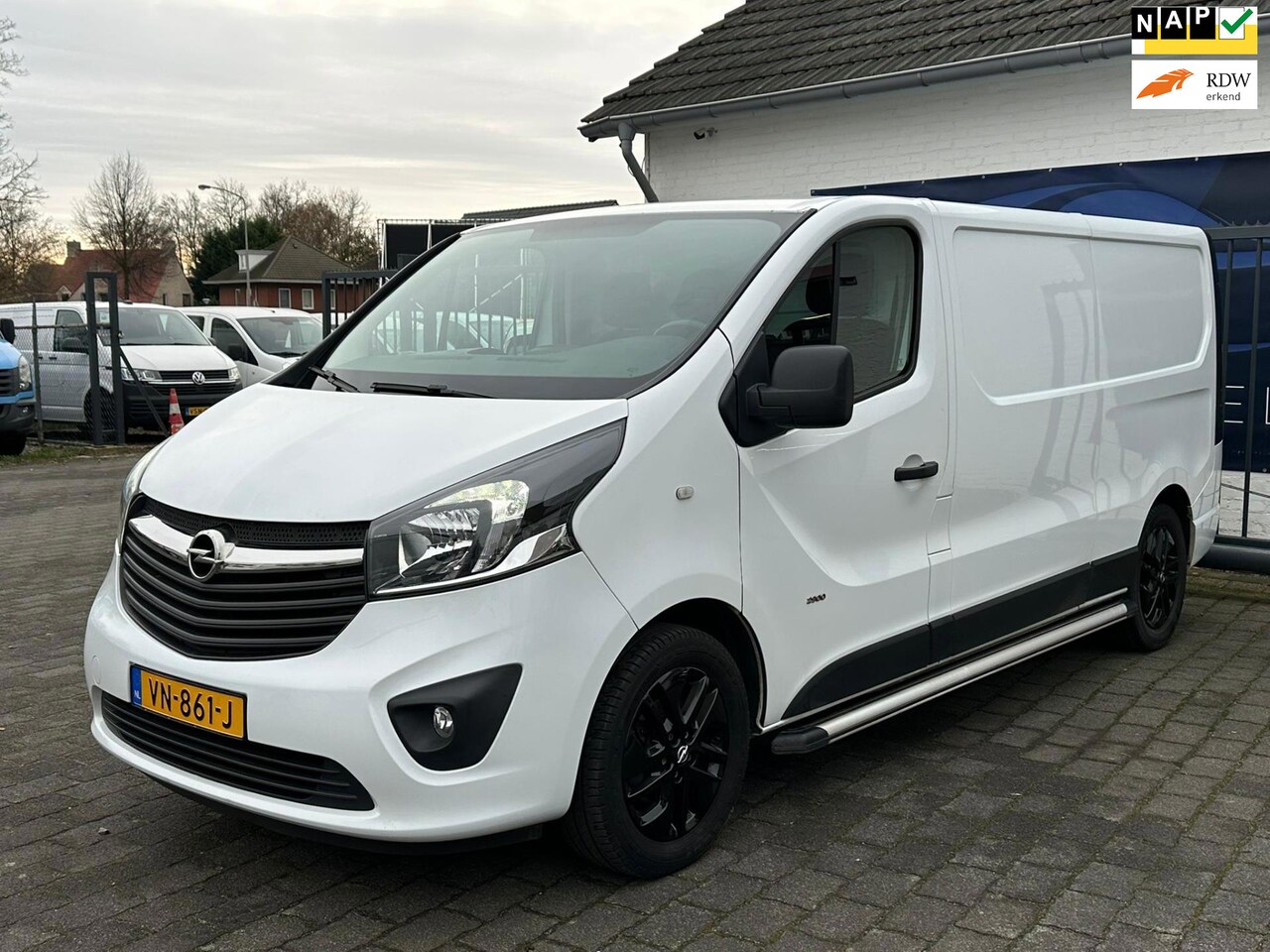 Opel Vivaro - 1.6 CDTI L2H1 Edition / CRUISE CONTROL / AIRCO / TREKHAAK - AutoWereld.nl