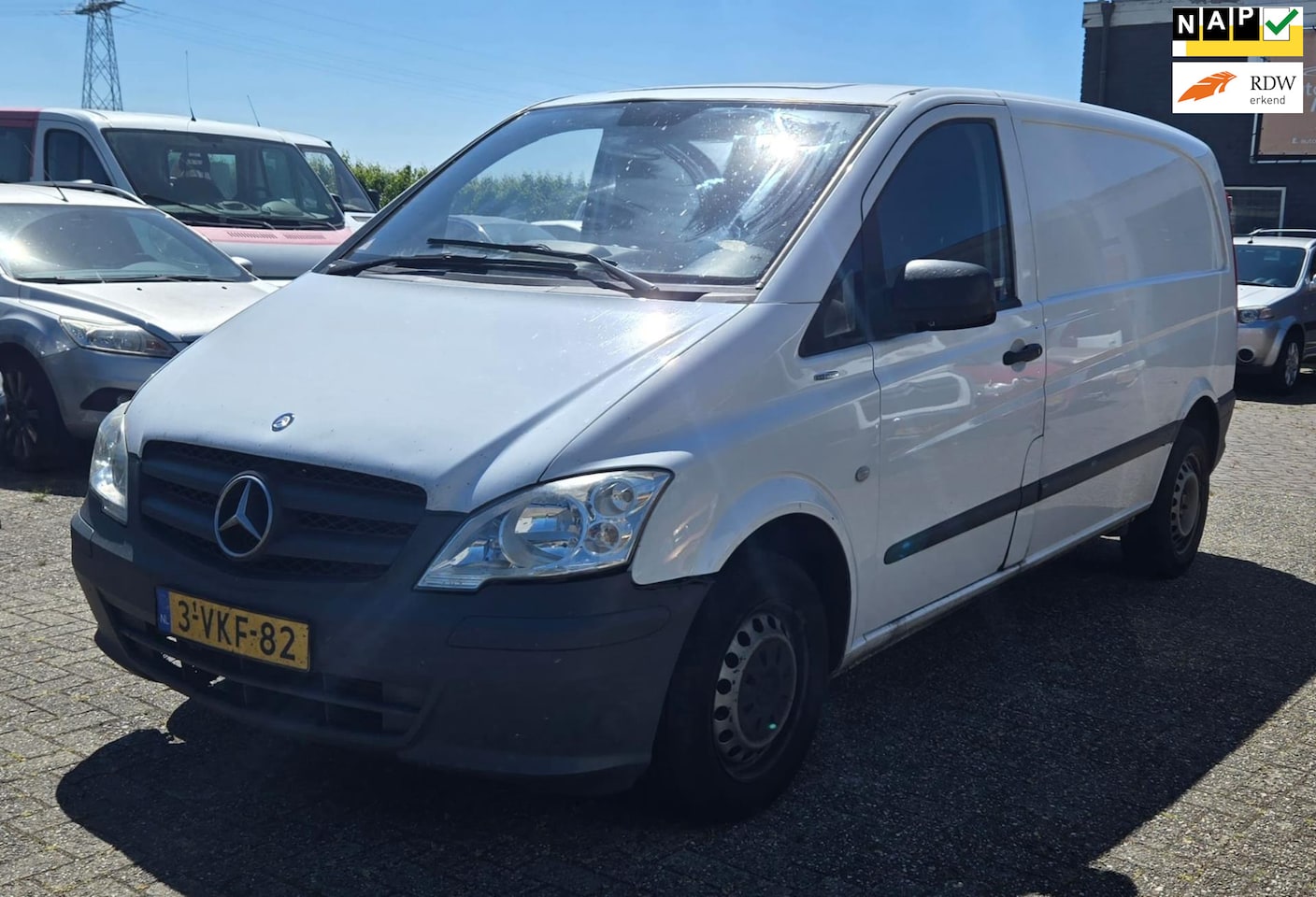 Mercedes-Benz Vito - 110 CDI 320 Rijd en schakelt, NO AC EUR5 - AutoWereld.nl