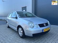 Volkswagen Polo - 1.4i 16V Athene AIRCO 5DRS APK
