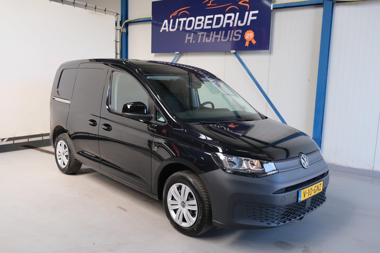 Volkswagen Caddy Cargo - 2.0 TDI Comfort Automaat - N.A.P. Virtual display, Airco, Cruise, Navi, PDC, Trekhaak. - AutoWereld.nl