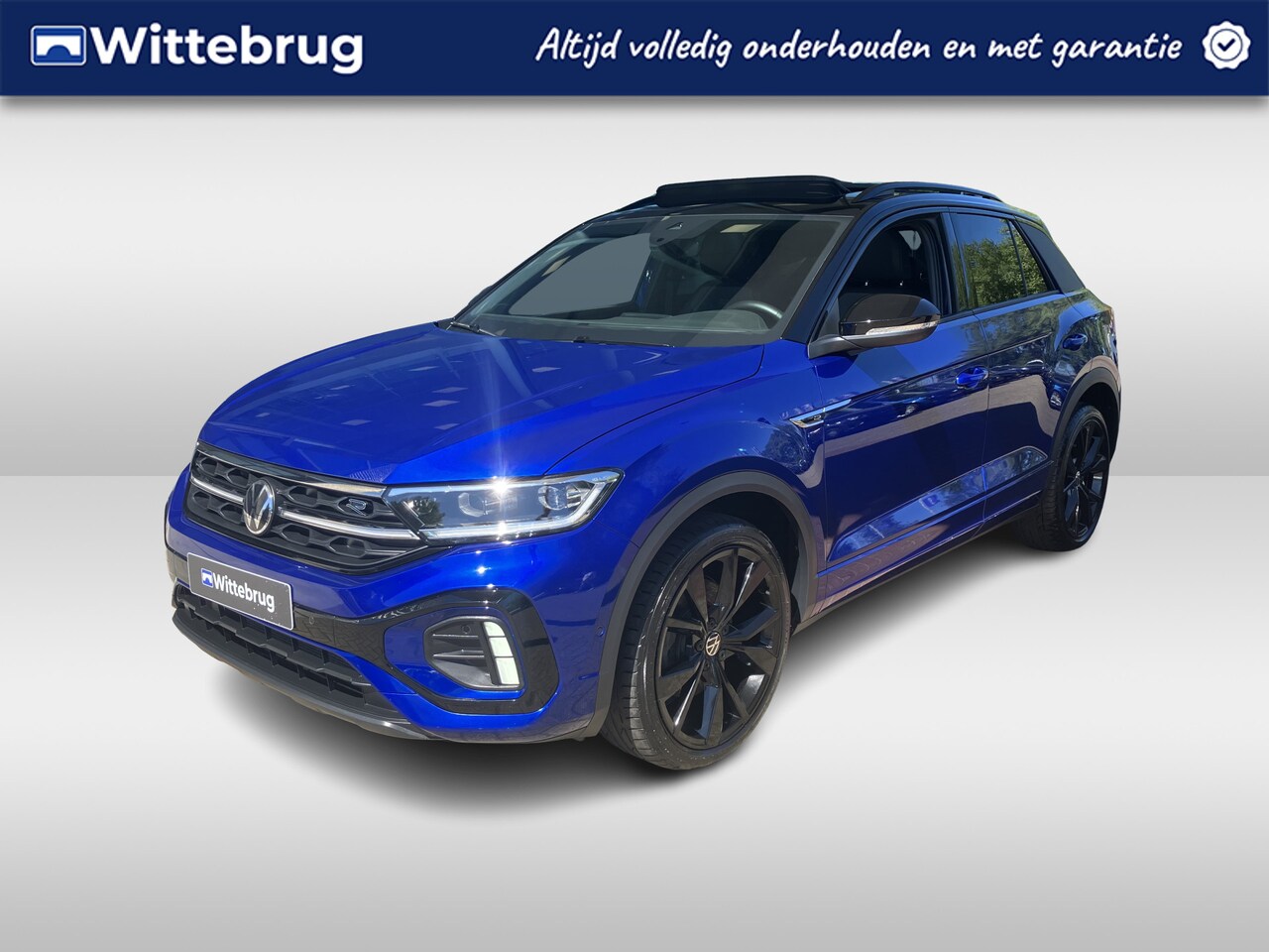 Volkswagen T-Roc - 1.5 TSI R-Line / Panorama dak / Black Style / Cockpit Pro / Lapiz Blue / 19 Inch / IQ Ligh - AutoWereld.nl