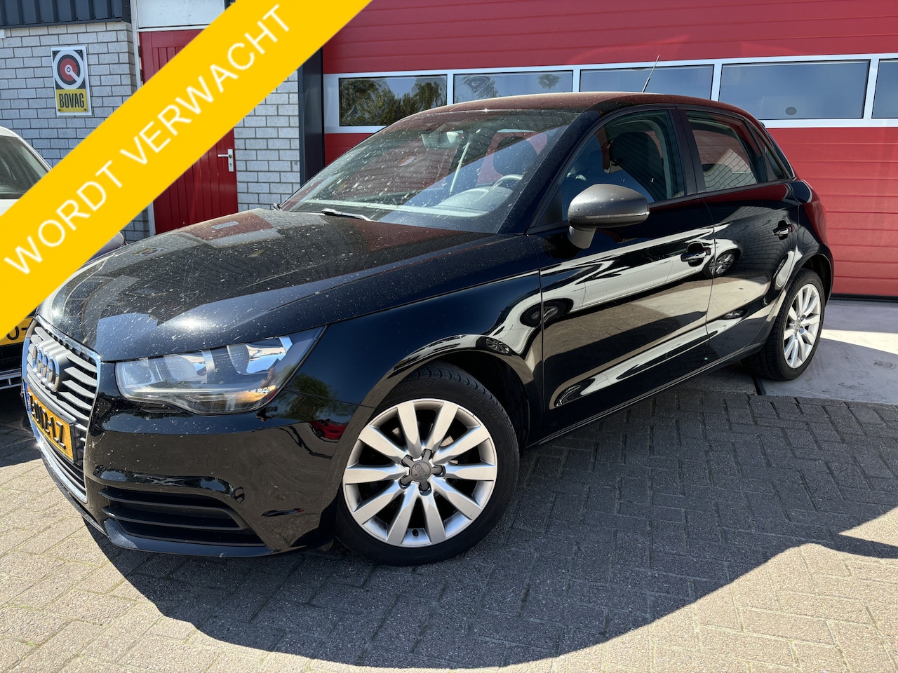Audi A1 Sportback - 1.2 TFSI Attraction STOELVERW / CLIMA / PDC / BLUETOOTH / ELEK RAMEN - AutoWereld.nl