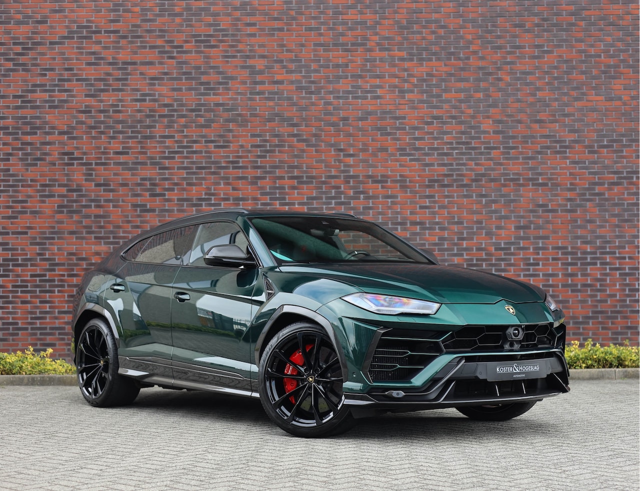 Lamborghini Urus - 4.0 V8 *Carbon*ADAS*Pano*B&O*Massage* - AutoWereld.nl