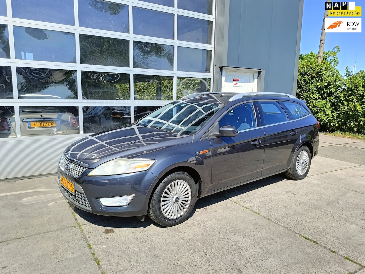 Ford Mondeo Wagon - 2.0-16V Limited 2.0-16V Limited - AutoWereld.nl