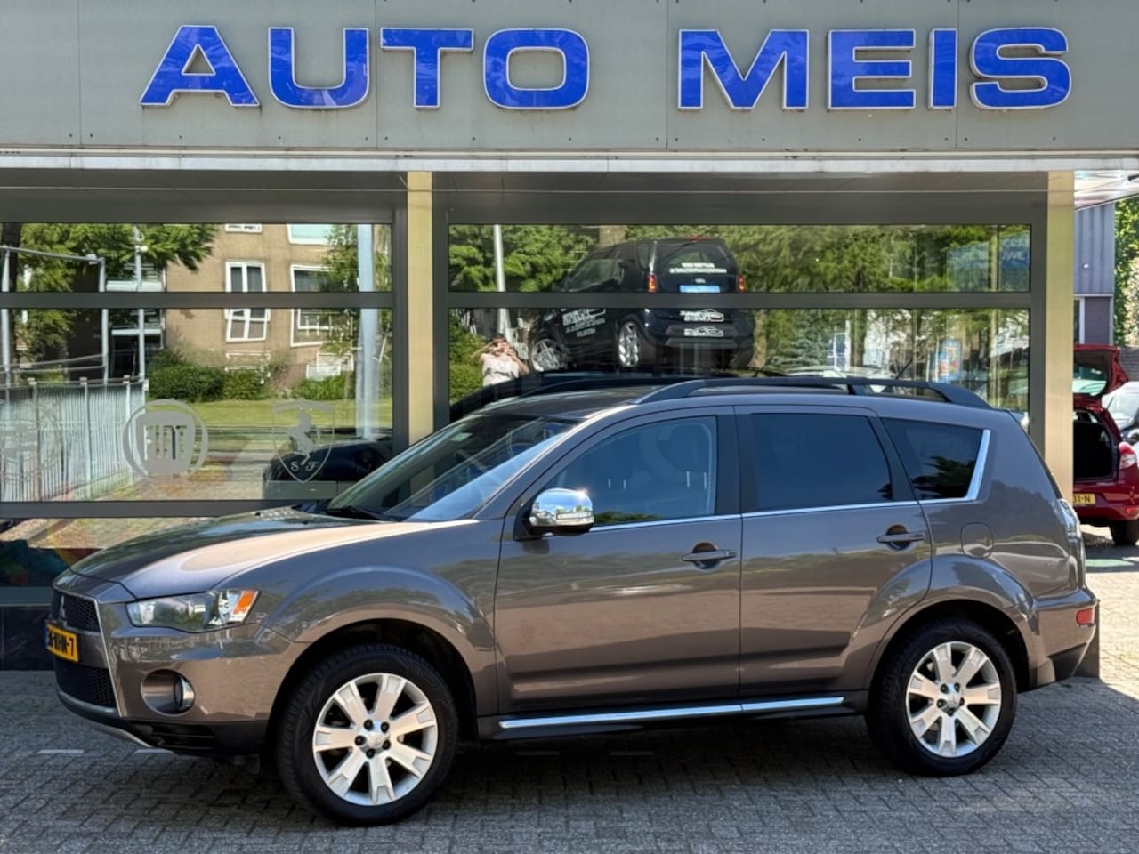 Mitsubishi Outlander - 2.0 Intro Edition Automaat Airco Cruise PDC - AutoWereld.nl