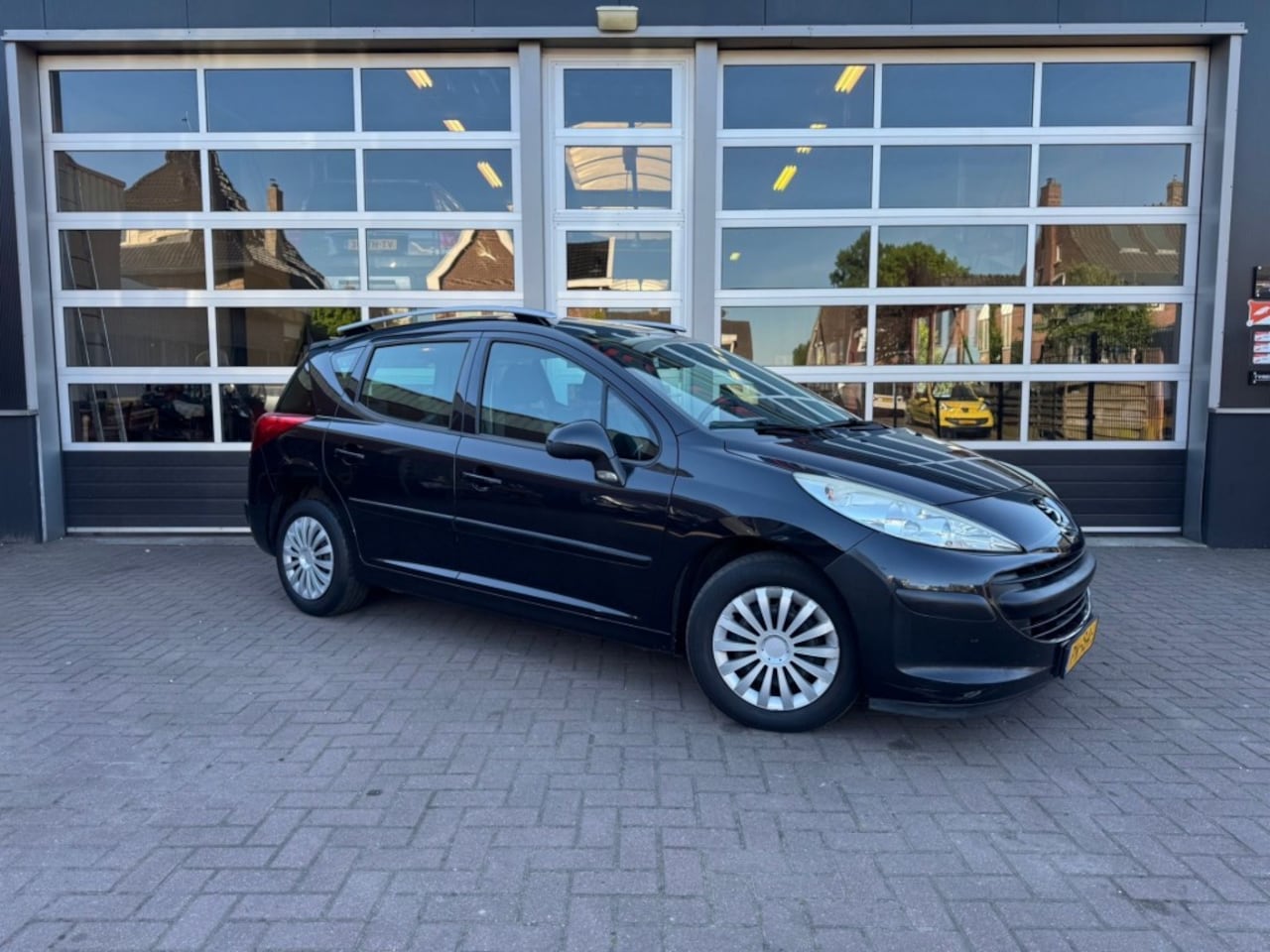 Peugeot 207 - SW X-LINE 1.4-16V VTI / AIRCO / NAP / PANODAK / APK NIEUW! - AutoWereld.nl
