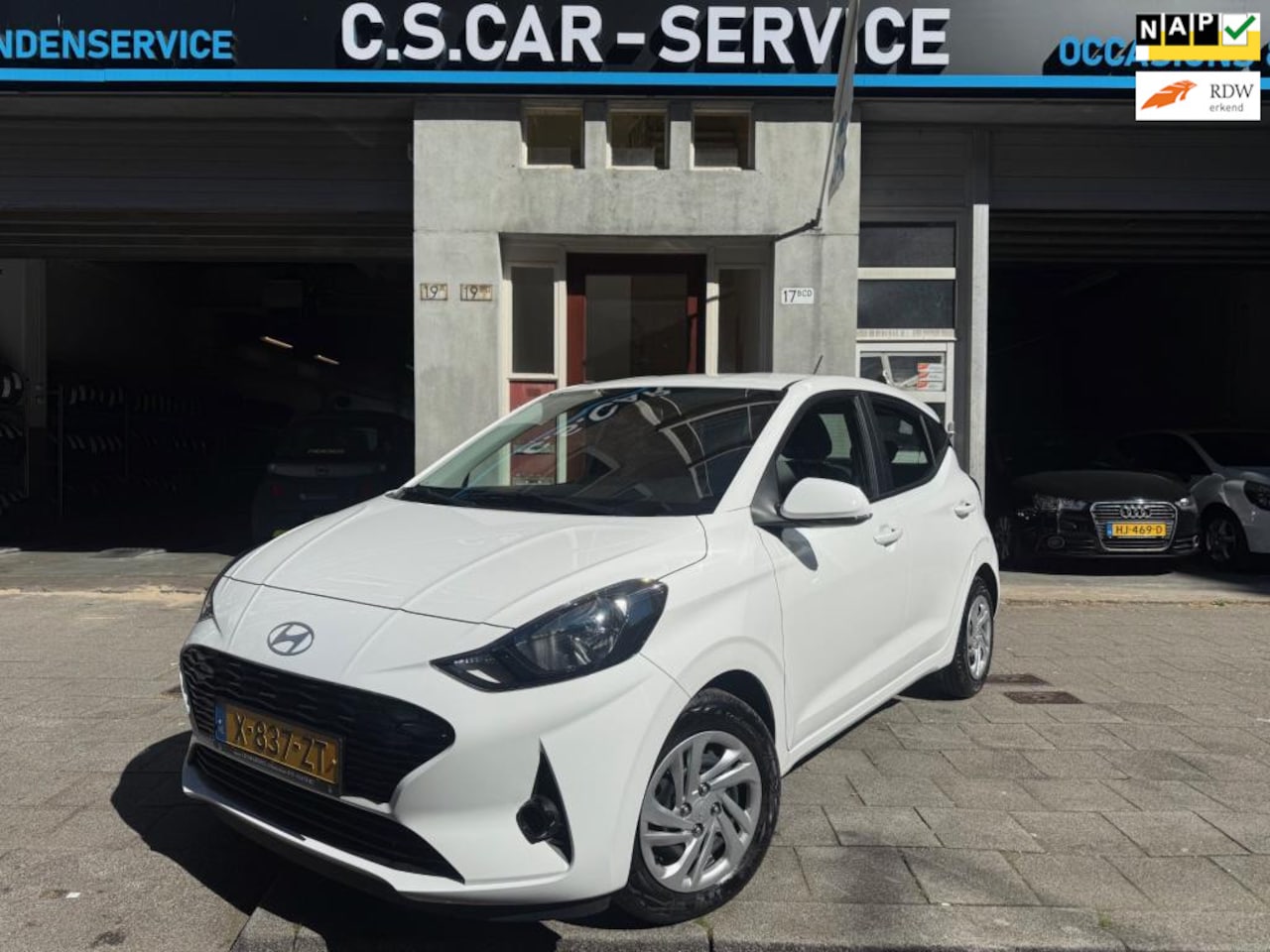 Hyundai i10 - 1.0 Comfort AppleCarPlay | Airco | NAP - AutoWereld.nl