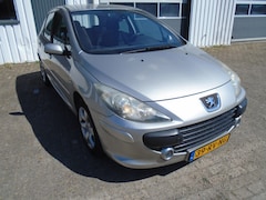 Peugeot 307 - 1.6-16V XS