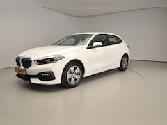 BMW 1-serie - 5-deurs 116i | LED | Navigatie | Clima | Cruise controle | DAB | Alu 16 inch