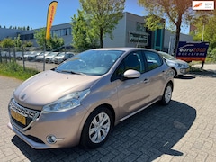Peugeot 208 - 1.6 e-HDi Blue Lease NAVIGATIE - NIEUWE APK