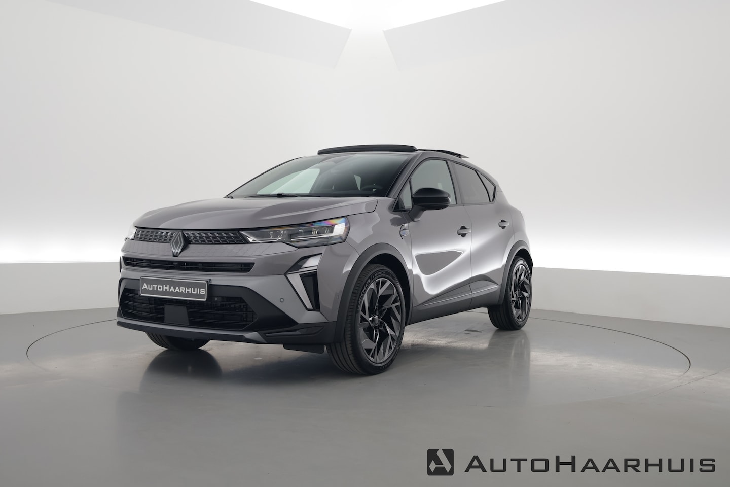 Renault Captur - 1.6 E-Tech full hybrid 145 esprit Alpine | Pano | 360cam | Harman Kardon | Stoel- Stuurver - AutoWereld.nl