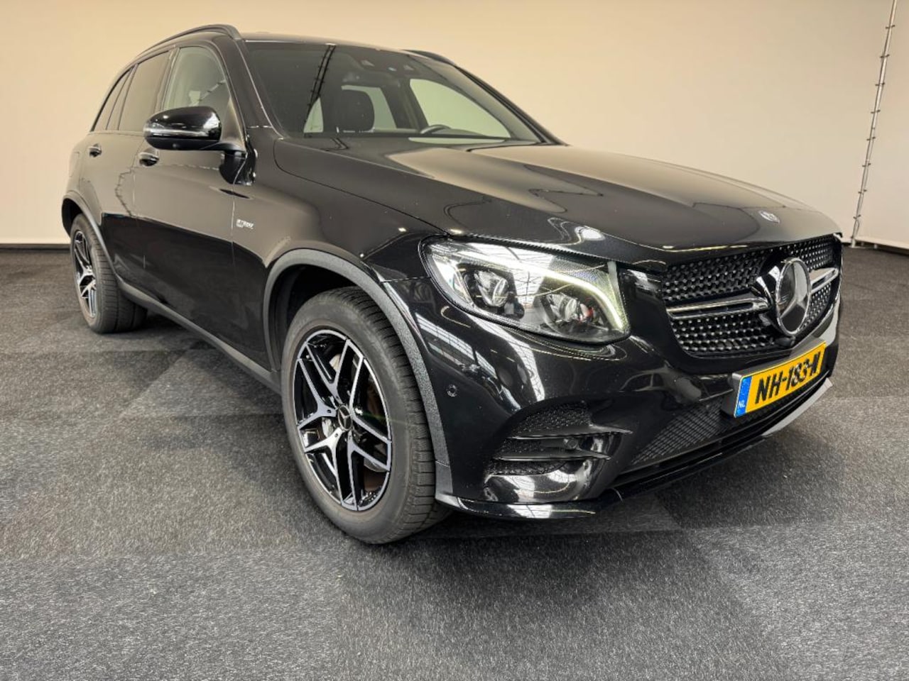Mercedes-Benz GLC-klasse - AMG 43 4 Matic Full specs Luchtvering 360 Graden camera Head up display leer - AutoWereld.nl