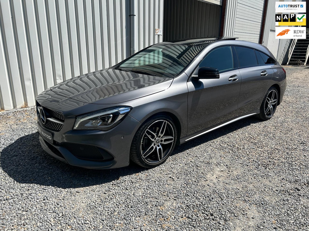 Mercedes-Benz CLA-klasse Shooting Brake - 180 Solution AMG PANO - AutoWereld.nl