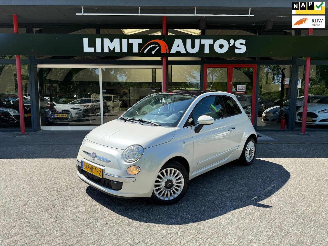 Fiat 500 - 1.2 Lounge Airco/Pano/Aut/Parelmoer/Carplay/Camera/Nap/Apk - AutoWereld.nl