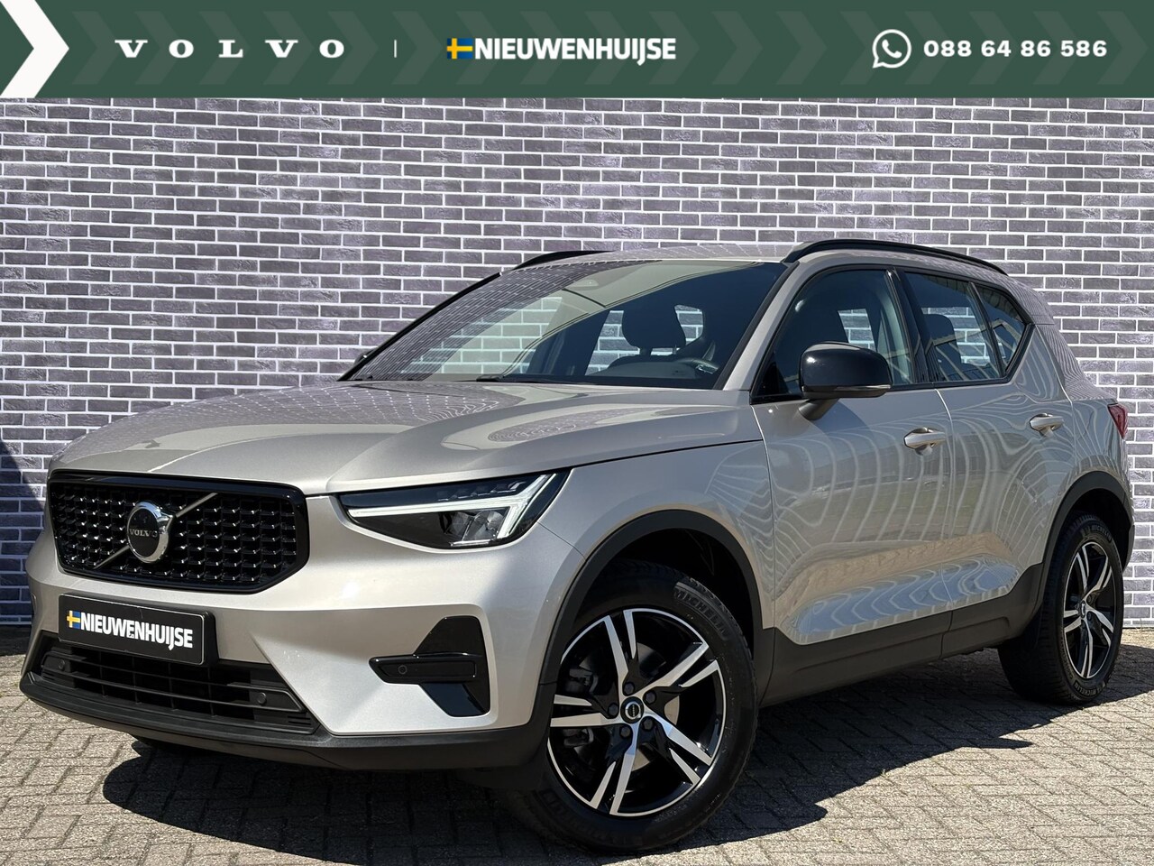 Volvo XC40 - 2.0 B4 Plus Dark FULL LED | Trekhaak | Camera | Harman/Kardon |  Keyless Entry/start | ele - AutoWereld.nl