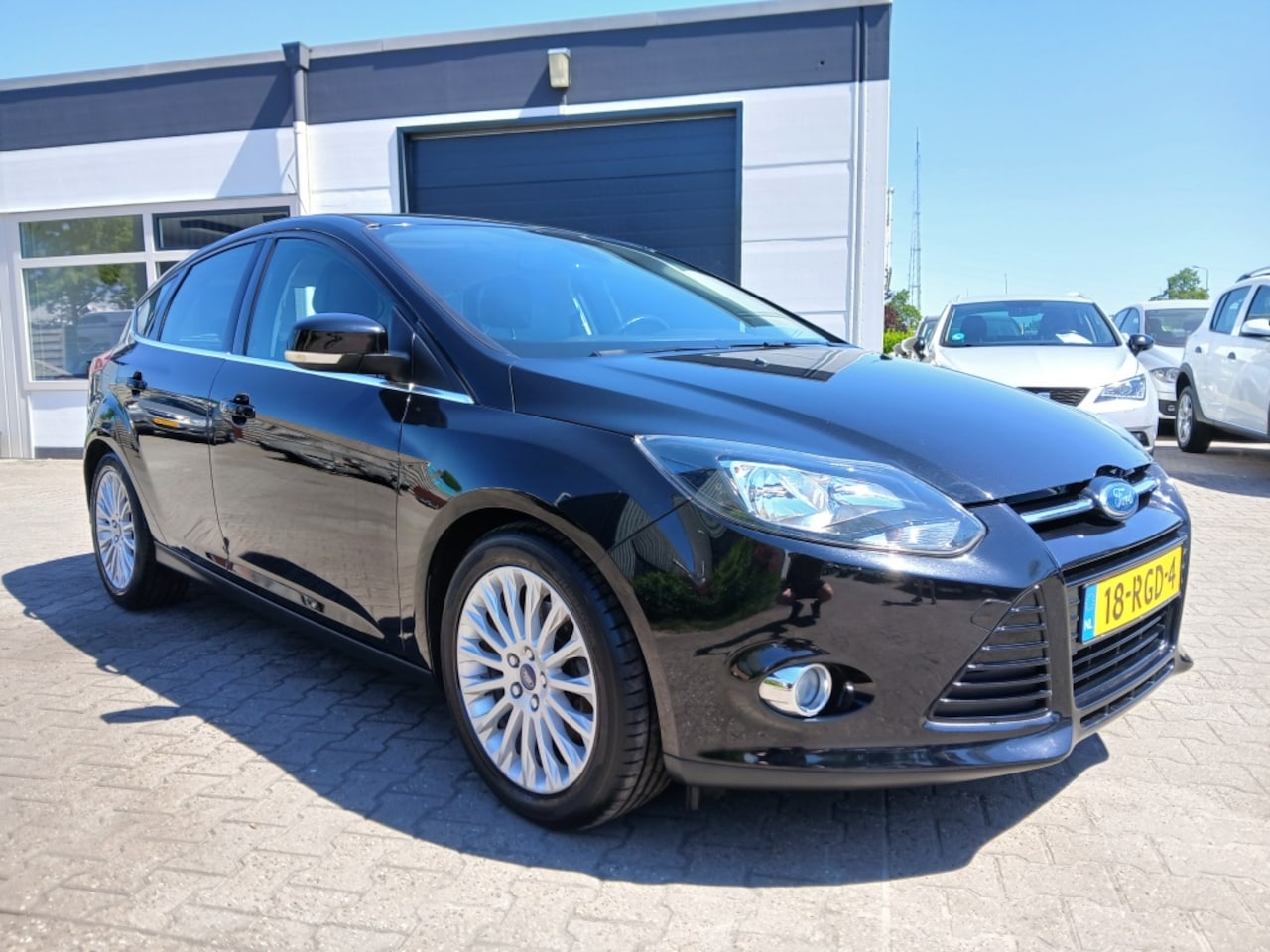 Ford Focus - 1.6 NL Auto/104.000Km Nap/Leer - AutoWereld.nl