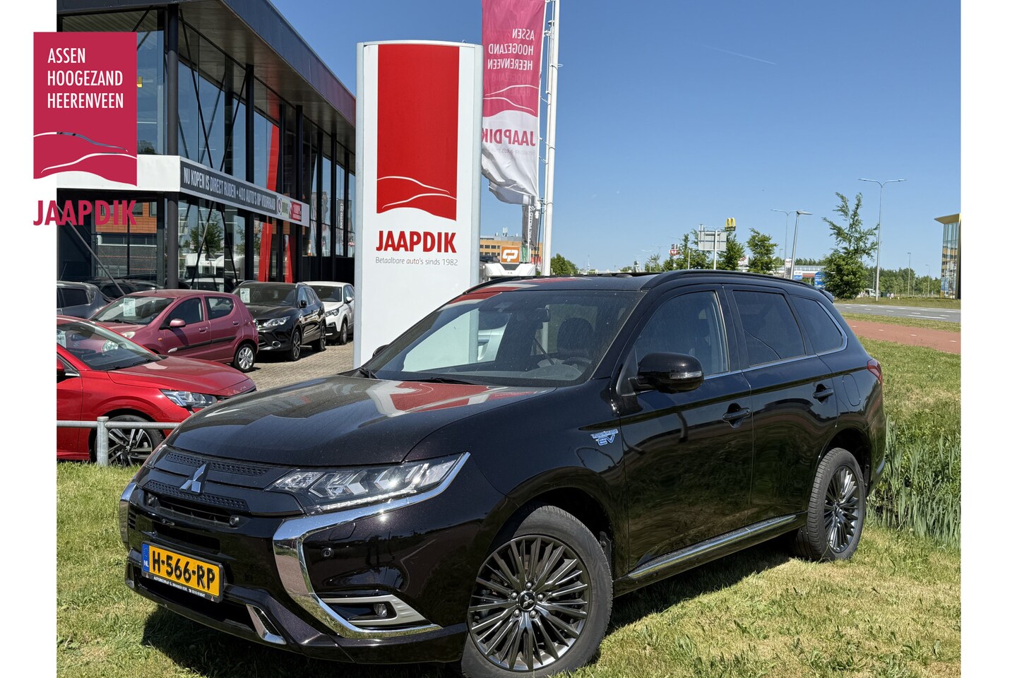 Mitsubishi Outlander - BWJ 2020 2.4 135 PK PHEV S-Edition AUTOMAAT / APPLE CAPLAY / ANDROID AUTO / CLIMA / ADAPTI - AutoWereld.nl
