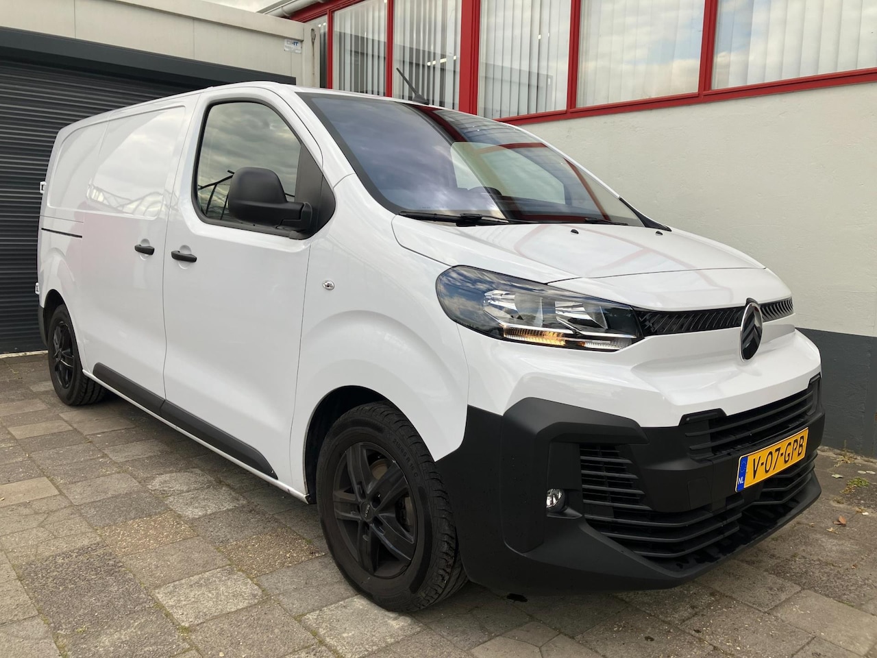 Citroën Jumpy - 2.0 BlueHDI 145 S&S L2 2.0 BlueHDI 145 S&S L2 Automaat - AutoWereld.nl
