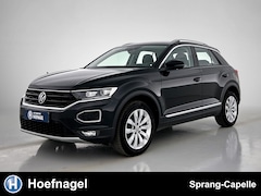 Volkswagen T-Roc - 1.5 TSI Sport | ACC | Camera | Stoel-/Stuurverwarming |